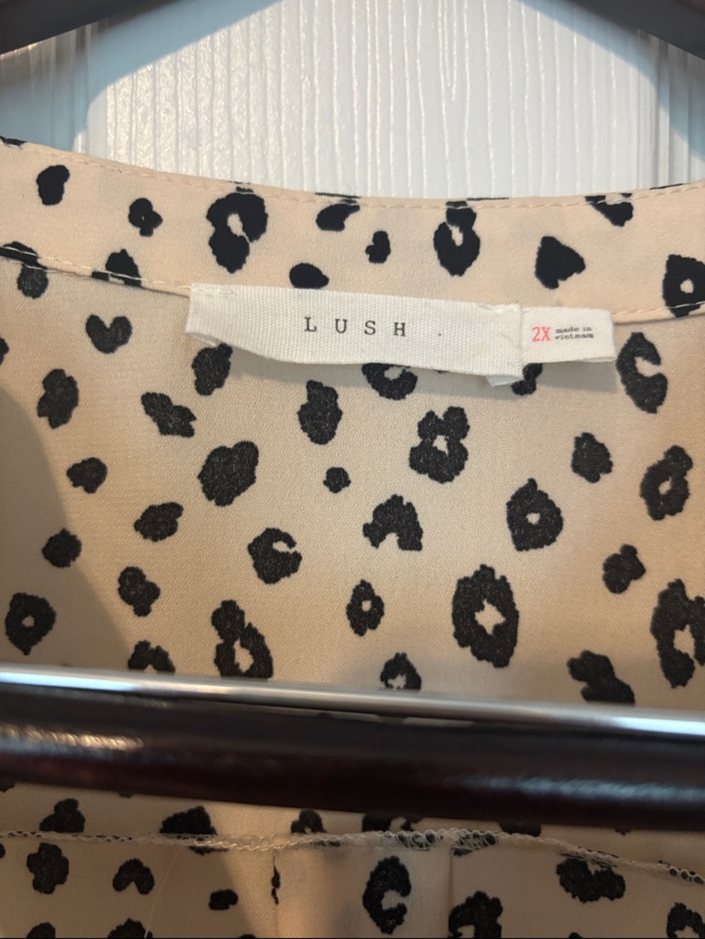 Animal Print Leopard V-Neck Blouse - Women Tops 2X - Picture 2 of 8